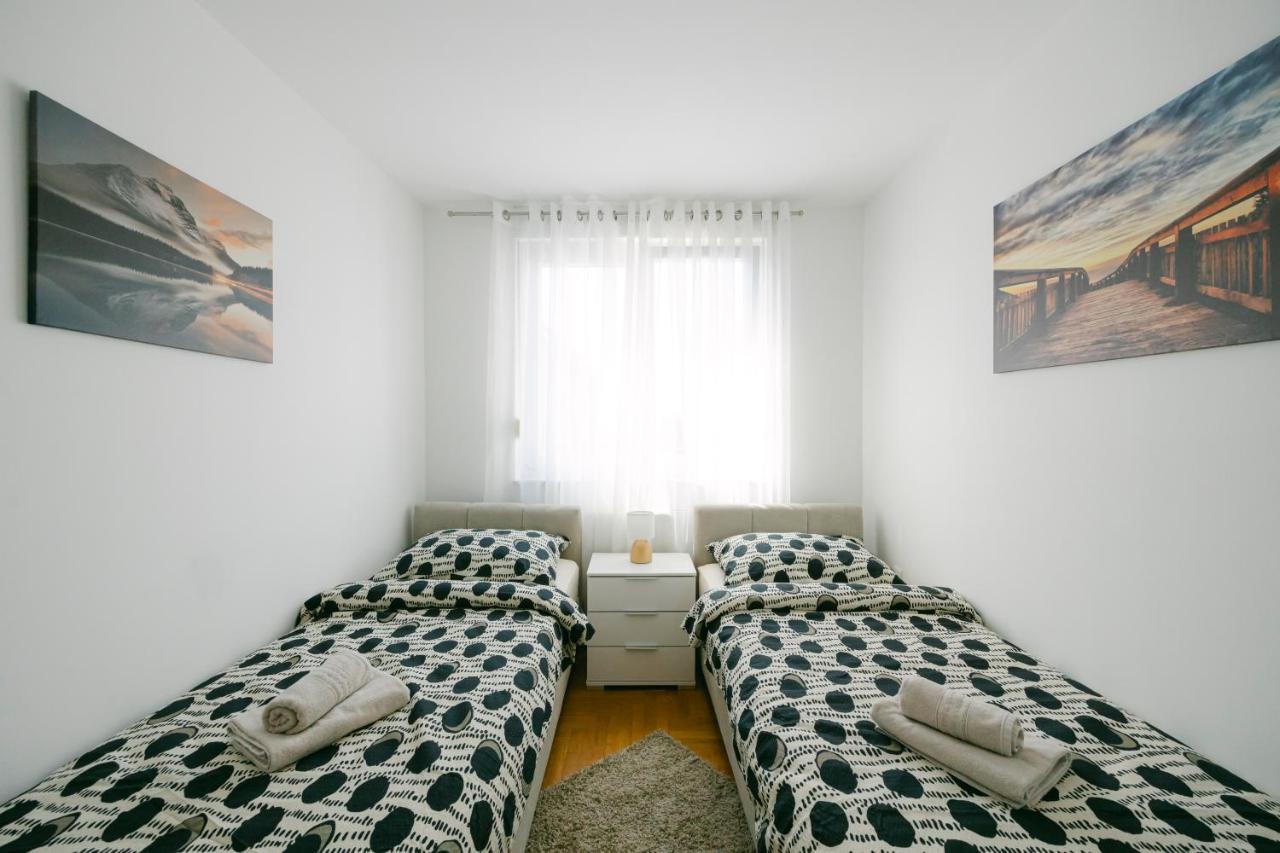 Ladenta Apartman*** Zagreb Exterior photo